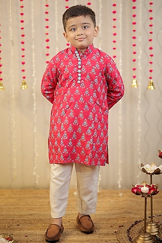 Pink Cotton Silk Block Printed Kurta Set For Boys by Tiny Colour