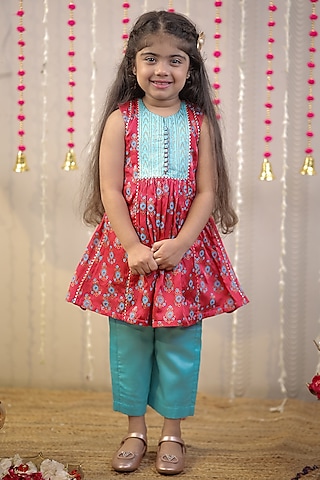 Fuchsia Pink Modal Block Printed & Lace Embellished Kurta Set For Girls by Tiny Colour