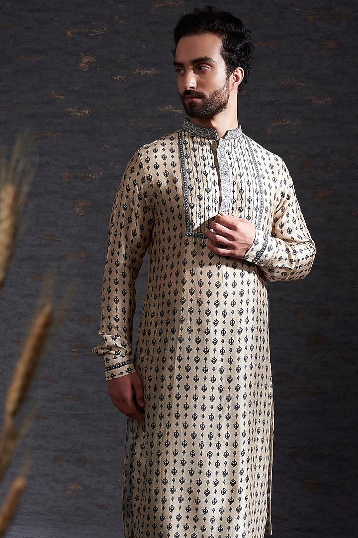 Sand & Charcoal Raw Silk Embroidered Kurta by Hemant Trevedi Men at Pernia's Pop Up Shop