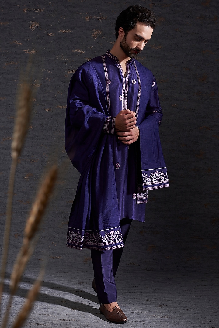 Purple Raw Silk Kurta Set With Bundi Jacket by Hemant Trevedi Men