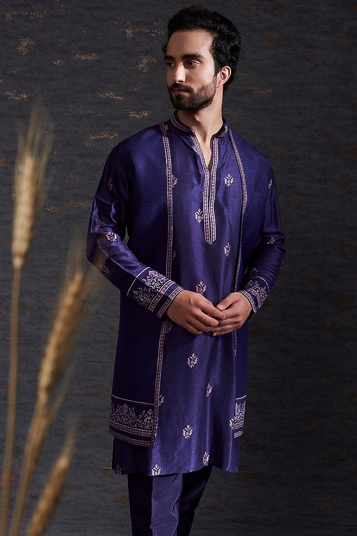 Purple Raw Silk Kurta Set With Bundi Jacket by Hemant Trevedi Men at Pernia's Pop Up Shop