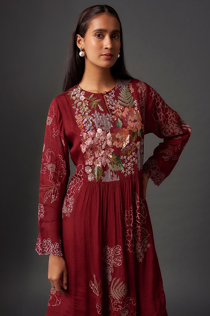 Red Crepe Chiffon Hand Embroidered Gathred Kurta Set by Half Full Curve at Pernia's Pop Up Shop