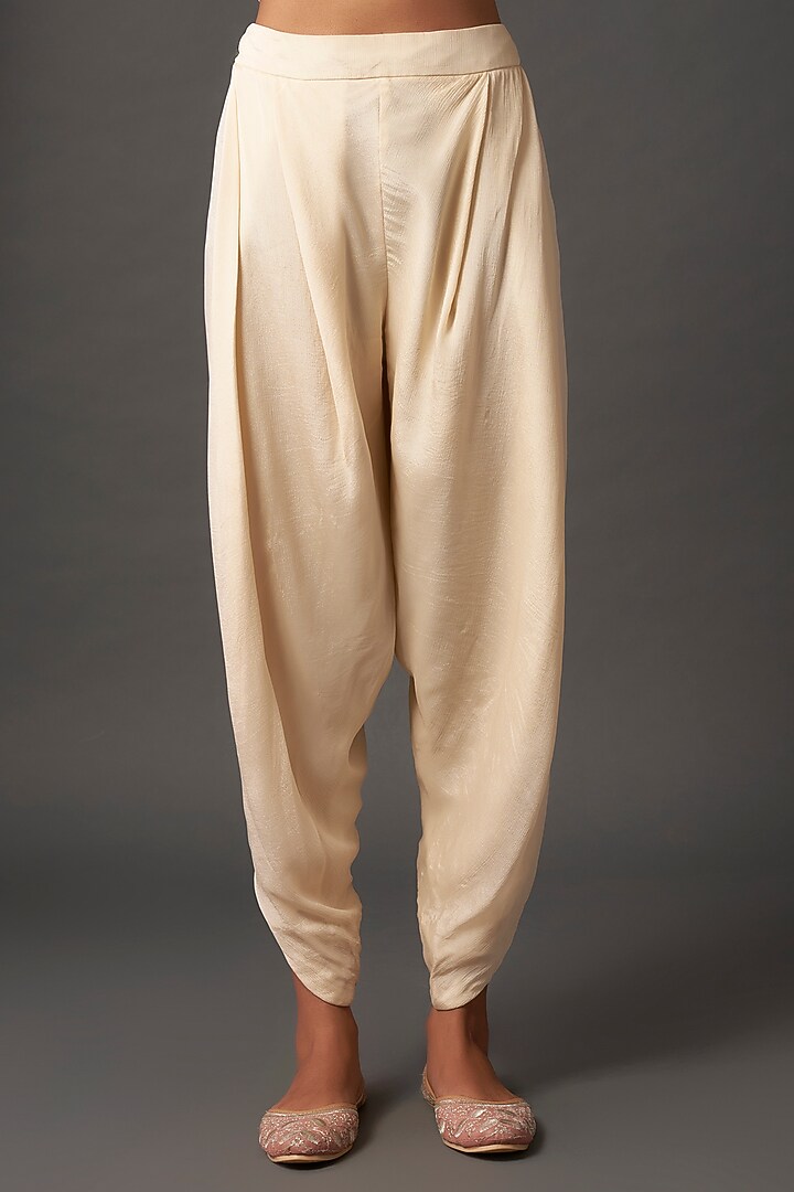 Ivory Crepe Chiffon Hand Embroidered Gathred Kurta Set by Half Full Curve at Pernia's Pop Up Shop
