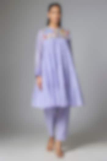 Lilac Fine Chanderi Tiered Short Kurta Set by Half Full Curve at Pernia's Pop Up Shop