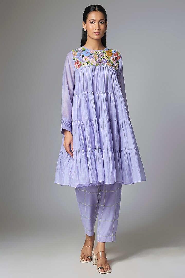 Lilac Fine Chanderi Tiered Short Kurta Set by Half Full Curve at Pernia's Pop Up Shop