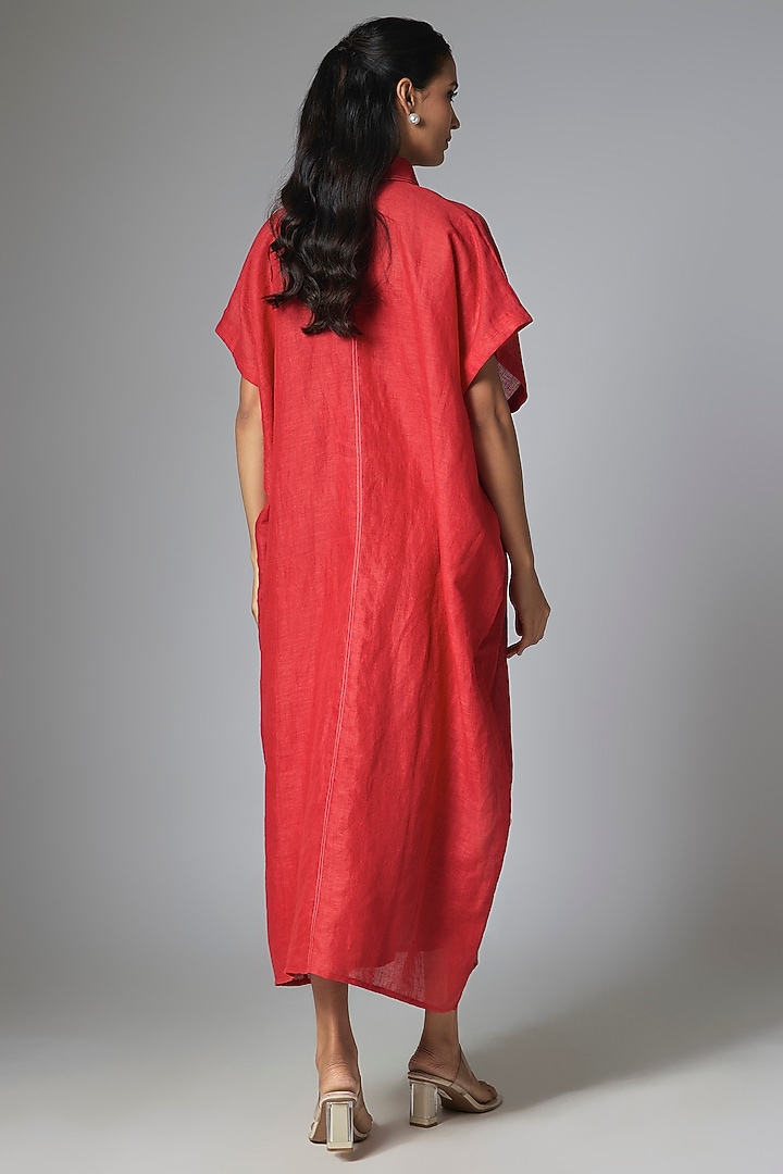 Red Pure Linen Square Kaftan by Half Full Curve at Pernia's Pop Up Shop