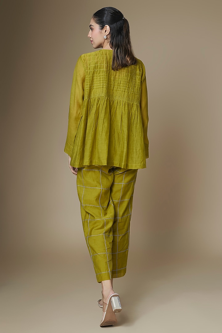 Green Fine Chanderi Co-Ord Set by Half Full Curve at Pernia's Pop Up Shop