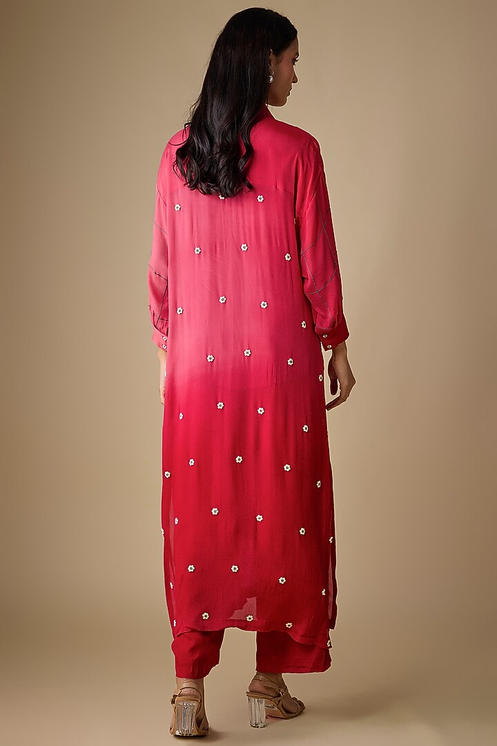 Red Shaded Crepe Chiffon Blossom Embroidered Kurta Set by Half Full Curve at Pernia's Pop Up Shop