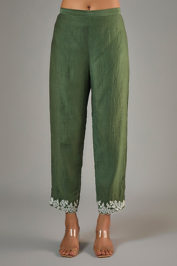 Green Fine Chanderi Hand Embroidered Short Kurta Set by Half Full Curve at Pernia's Pop Up Shop