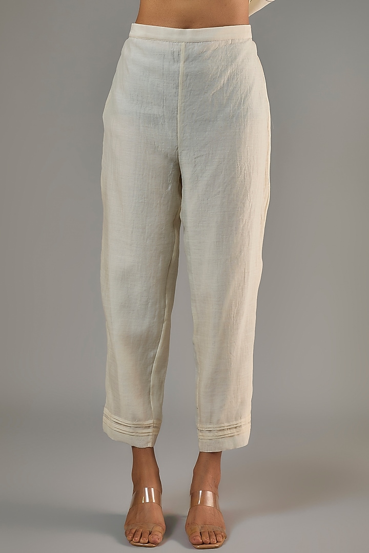 Ivory Fine Chanderi Hand Embroidered Short Kurta Set by Half Full Curve at Pernia's Pop Up Shop