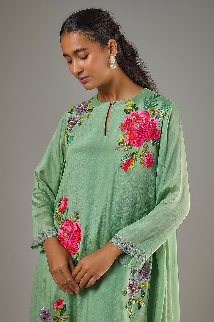Green Crepe Chiffon Hand Embroidered Short Kurta Set by Half Full Curve at Pernia's Pop Up Shop