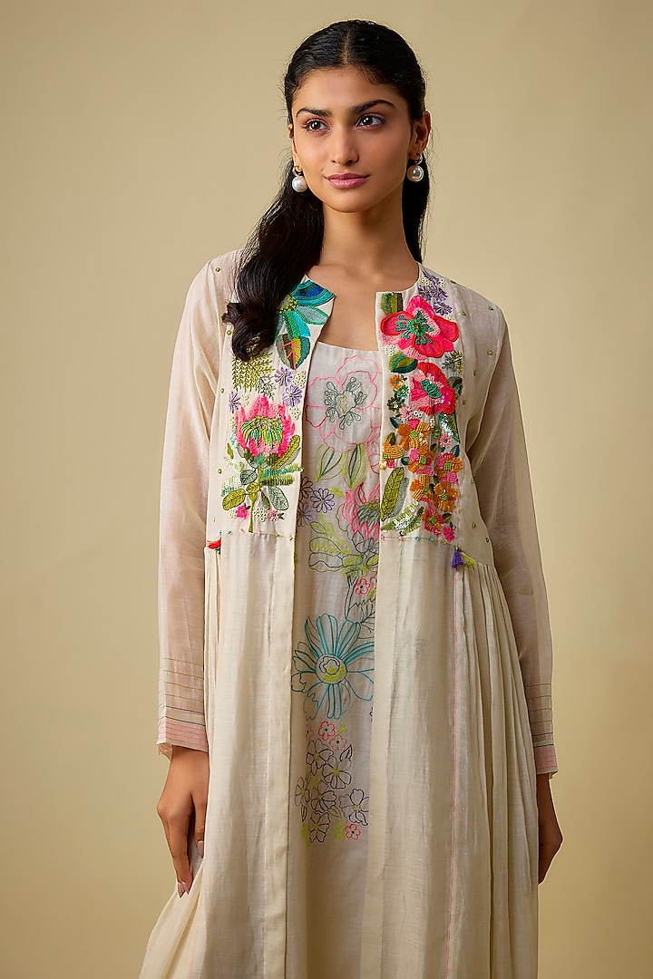 Ivory Fine Chanderi Floral Embroidered Jacket With Inner by Half Full Curve at Pernia's Pop Up Shop