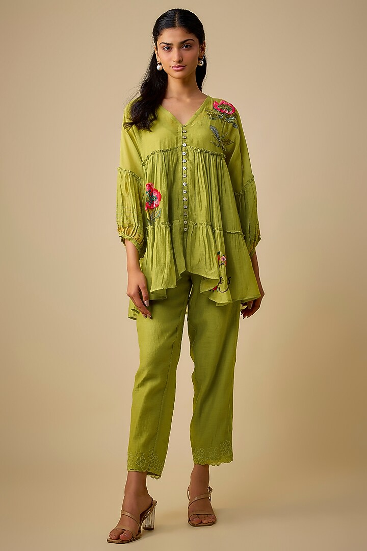 Green Fine Chanderi Floral Embroidered Co-Ord Set by Half Full Curve at Pernia's Pop Up Shop