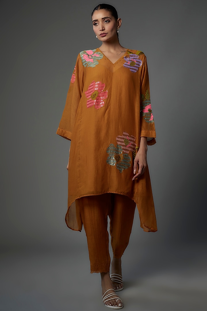 Mustard Fine Chanderi Embroidered Kurta Set by Half Full Curve at Pernia's Pop Up Shop