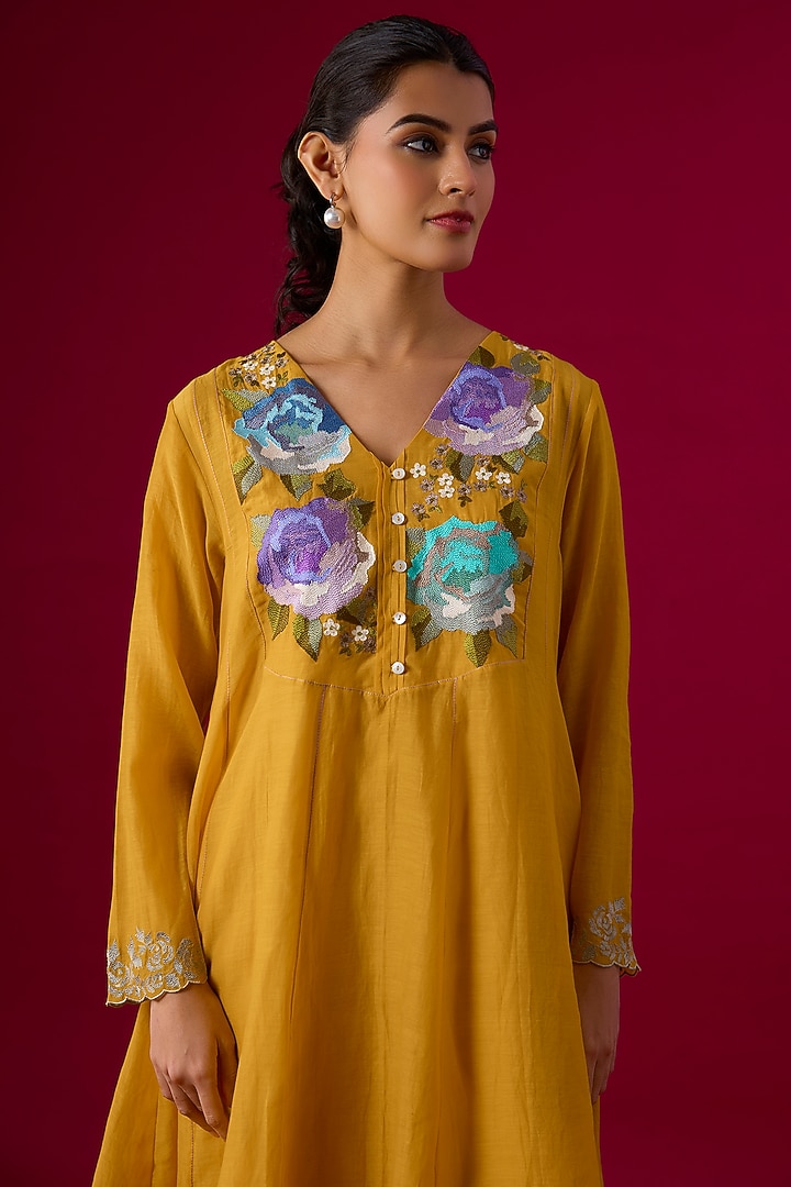 Yellow Fine Chanderi Embroidered Kurta Set by Half Full Curve at Pernia's Pop Up Shop