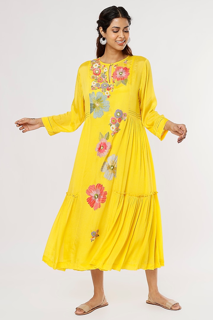 Yellow Crepe Chiffon Midi Dress Design by Half Full Curve at Pernia's ...