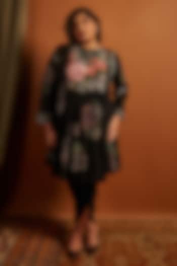 Black Crepe Chiffon Embroidered Gathered Kurta Set by Half Full Curve at Pernia's Pop Up Shop