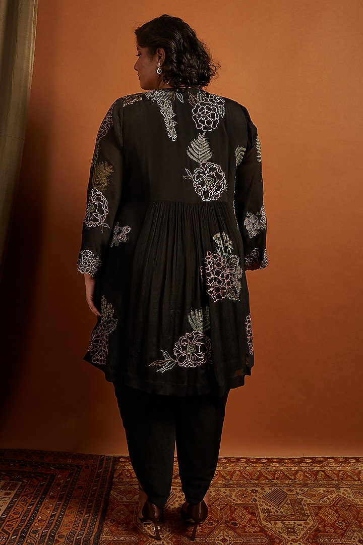 Black Crepe Chiffon Embroidered Gathered Kurta Set by Half Full Curve at Pernia's Pop Up Shop