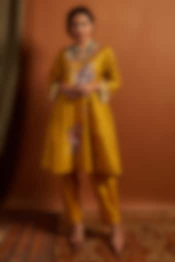 Mustard Pure Silk Embroidered Kurta Set by Half Full Curve at Pernia's Pop Up Shop