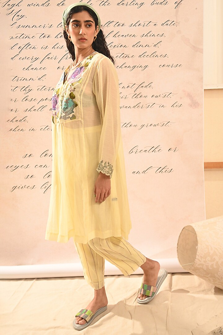 Yellow Fine Chanderi Thread Embroidered Kurta Set by Half Full Curve at Pernia's Pop Up Shop