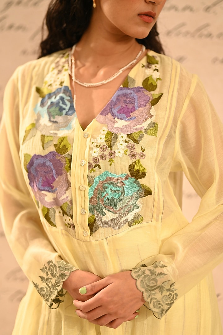 Yellow Fine Chanderi Thread Embroidered Kurta Set by Half Full Curve at Pernia's Pop Up Shop