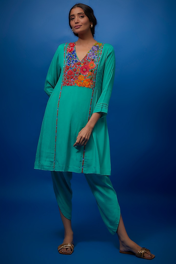 Blue Crepe Chiffon Hand Embroidered Kurta Set by Half Full Curve at Pernia's Pop Up Shop