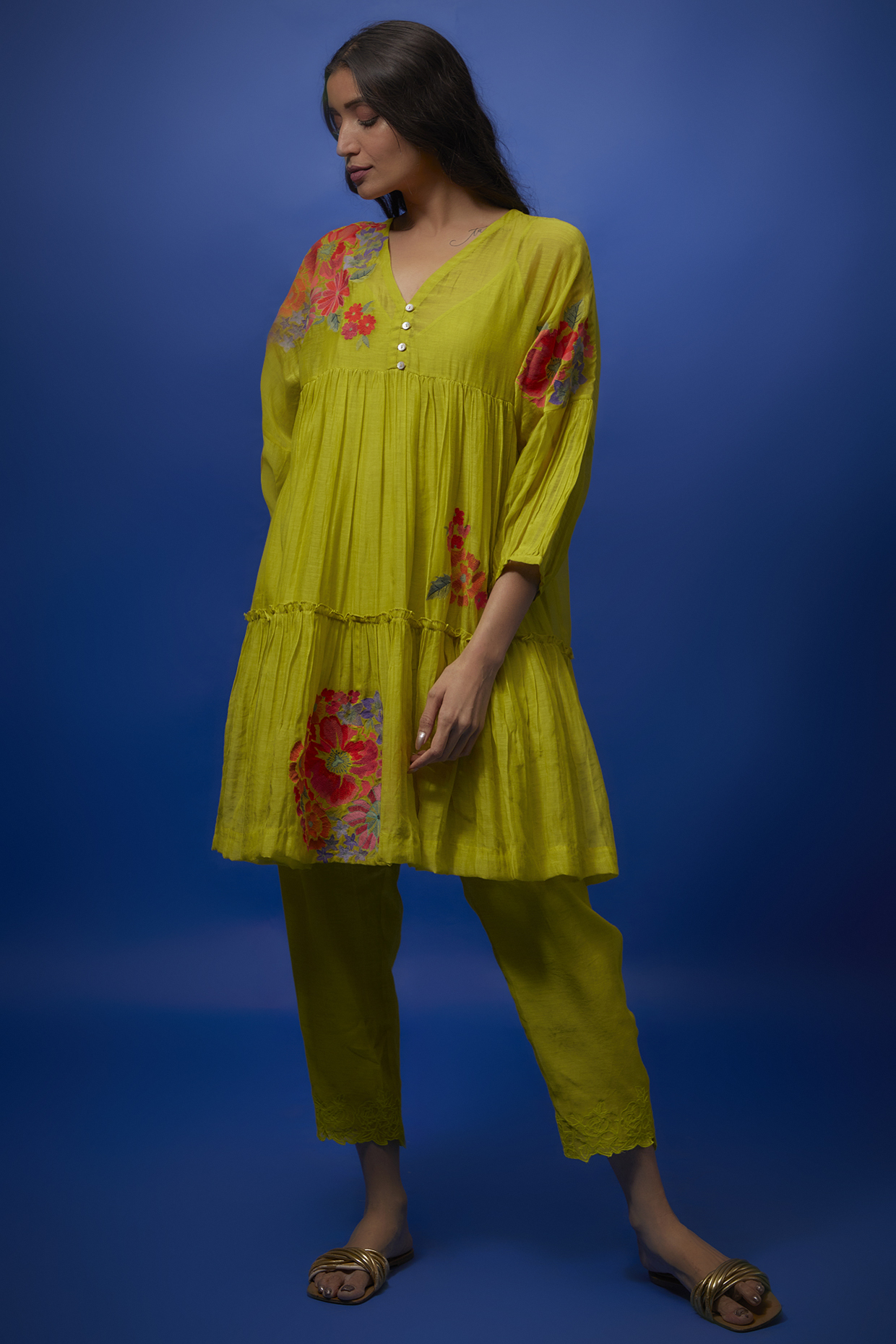 Green Fine Chanderi Embroidered Kurta Set by Half Full Curve at Pernia's Pop Up Shop