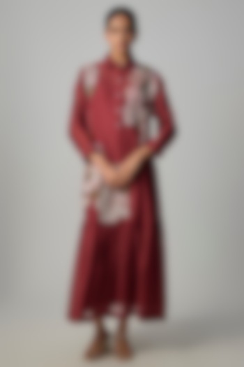Deep Red Fine Chanderi Embroidered Flapper Midi Shirt Tunic by Half Full Curve at Pernia's Pop Up Shop