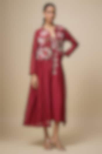 Red Fine Chanderi Hand Embroidered Jacket Set by Half Full Curve at Pernia's Pop Up Shop