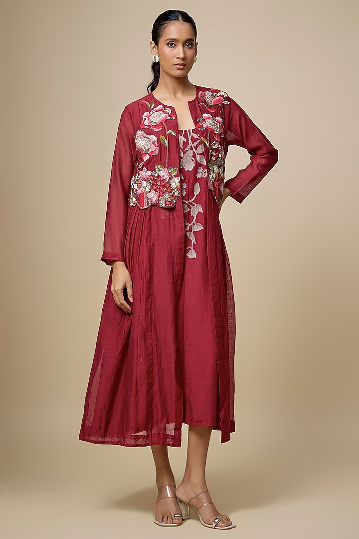 Red Fine Chanderi Hand Embroidered Jacket Set by Half Full Curve at Pernia's Pop Up Shop