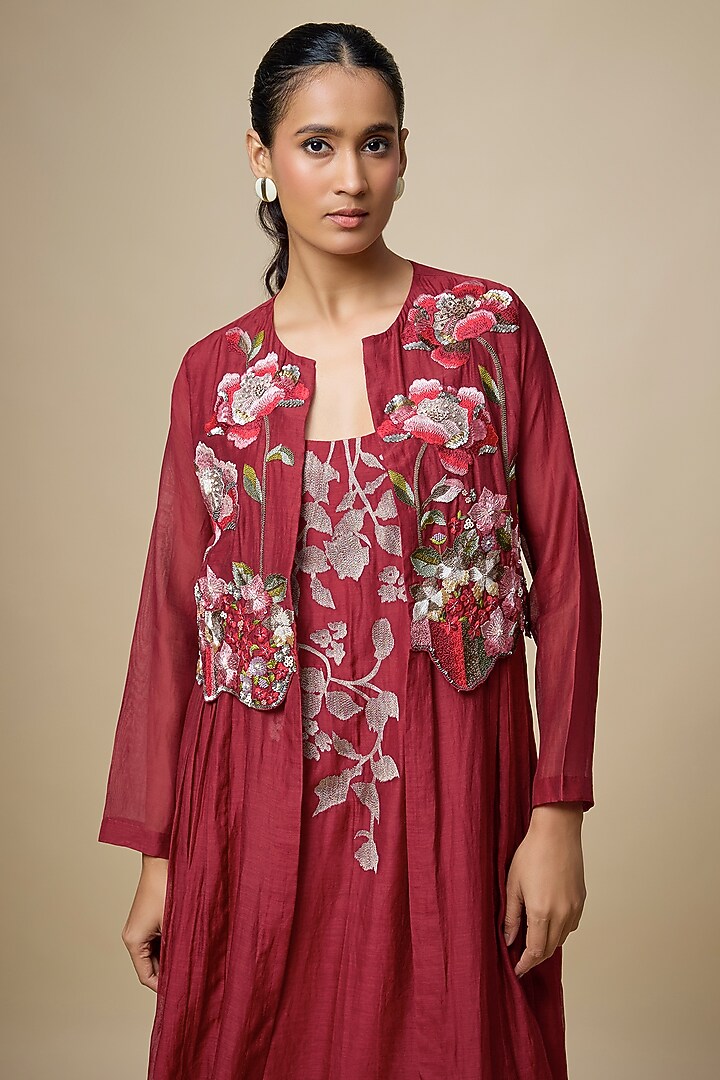 Red Fine Chanderi Hand Embroidered Jacket Set by Half Full Curve at Pernia's Pop Up Shop