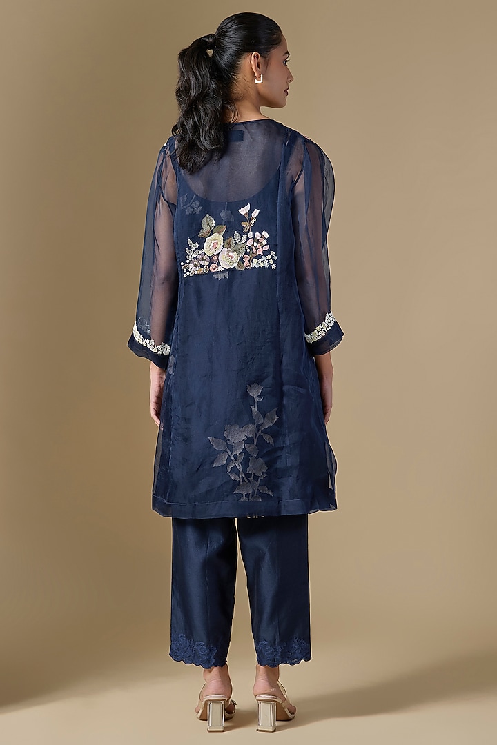 Blue Chanderi & Organza Hand Embroidered Jacket Kurta Set by Half Full Curve at Pernia's Pop Up Shop