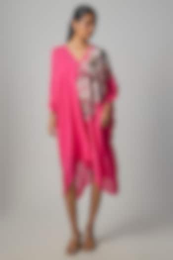 Pink Crepe Chiffon Embroidered Draped Kaftan by Half Full Curve at Pernia's Pop Up Shop