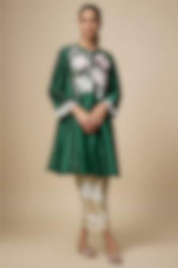 Green Heavy Chanderi Thread Hand Embroidered Short Wedding Anarkali Set by Half Full Curve at Pernia's Pop Up Shop