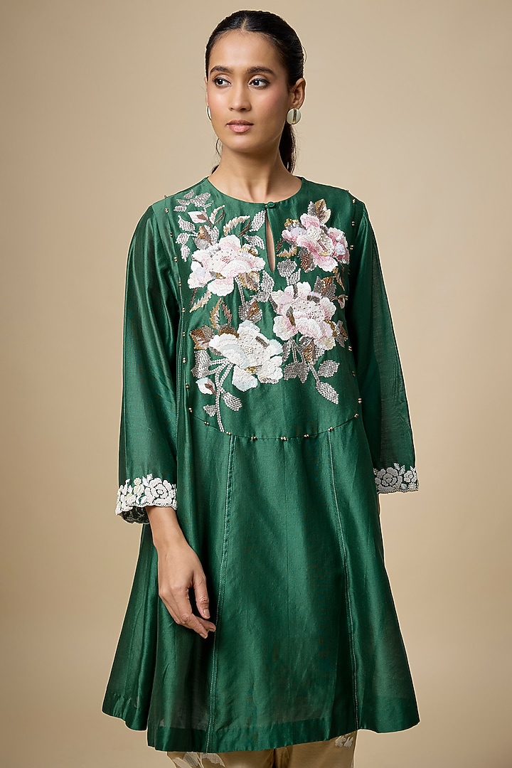 Green Heavy Chanderi Thread Hand Embroidered Short Wedding Anarkali Set by Half Full Curve at Pernia's Pop Up Shop