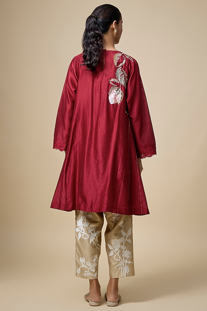 Red Fine Chanderi Thread Hand Embroidered Kalidar Kurta Set by Half Full Curve at Pernia's Pop Up Shop