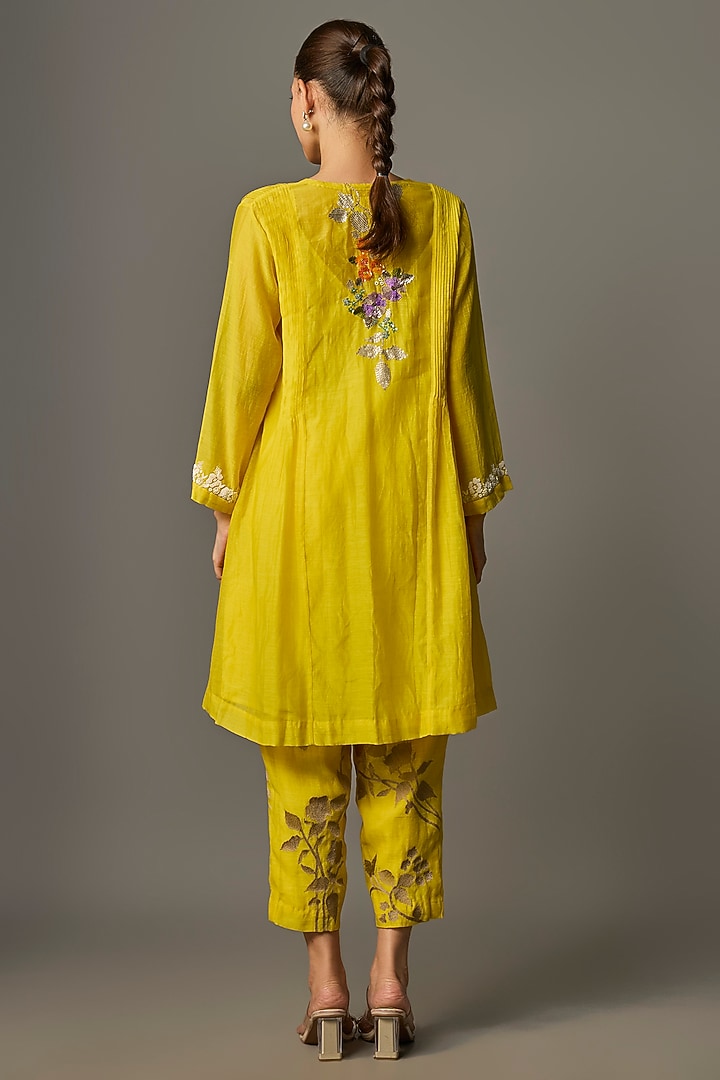 Yellow Fine Chanderi Embroidered Kurta Set by Half Full Curve at Pernia's Pop Up Shop