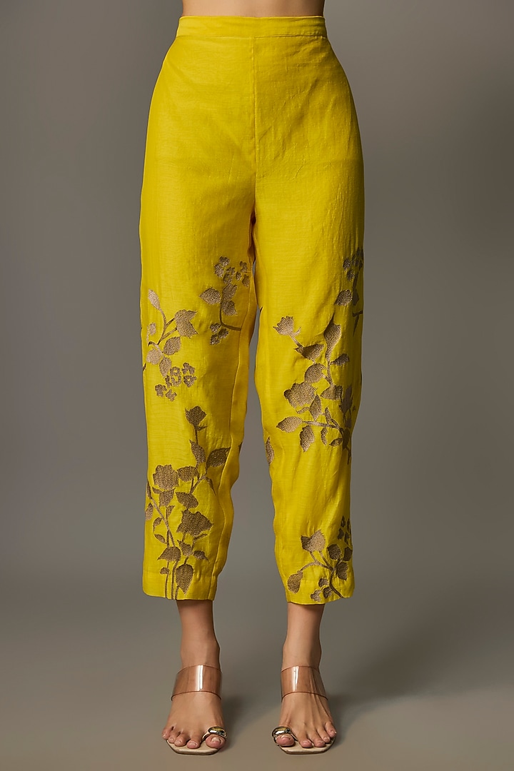 Yellow Fine Chanderi Embroidered Kurta Set by Half Full Curve at Pernia's Pop Up Shop