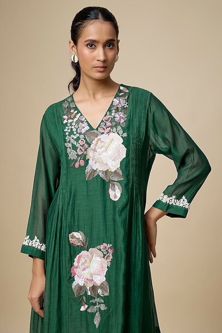 Green Fine Chanderi Hand Embroidered Kurta Set by Half Full Curve at Pernia's Pop Up Shop