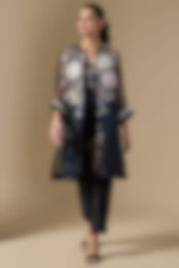 Black Chanderi & Organza Hand Embroidered Jacket Kurta Set by Half Full Curve at Pernia's Pop Up Shop