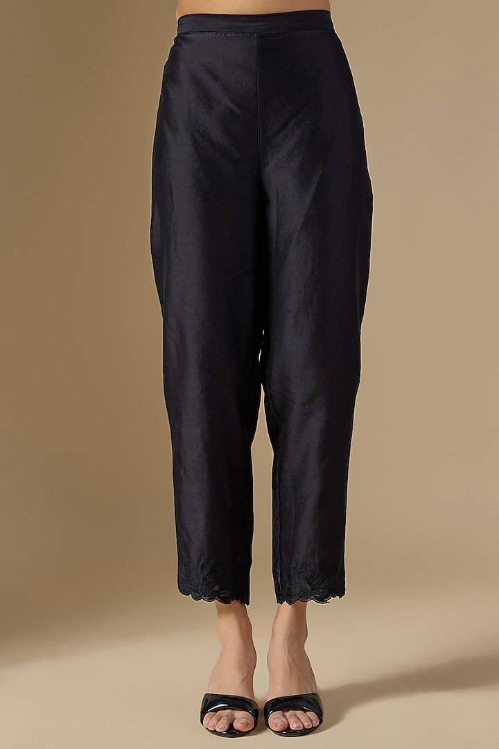 Black Chanderi & Organza Hand Embroidered Jacket Kurta Set by Half Full Curve at Pernia's Pop Up Shop