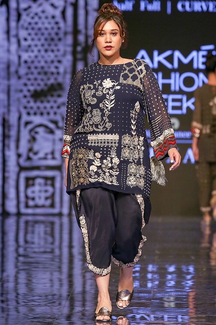 Navy Blue Embroidered Kurta With Pants by Half Full Curve