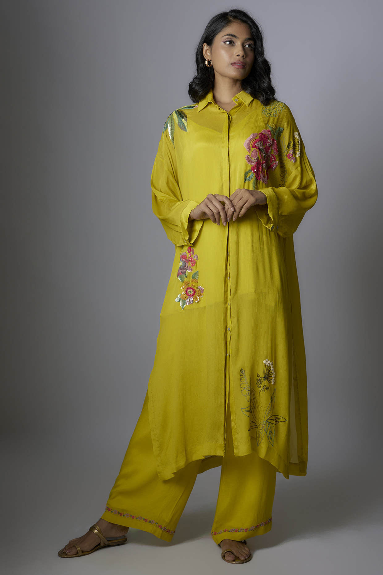 Green Crepe Chiffon Hand Embroidered Kurta Set by Half Full Curve at Pernia's Pop Up Shop