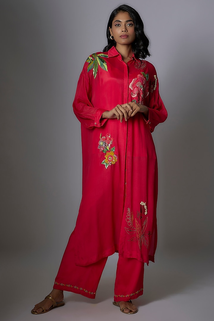 Pink Crepe Chiffon Hand Embroidered Kurta Set by Half Full Curve at Pernia's Pop Up Shop