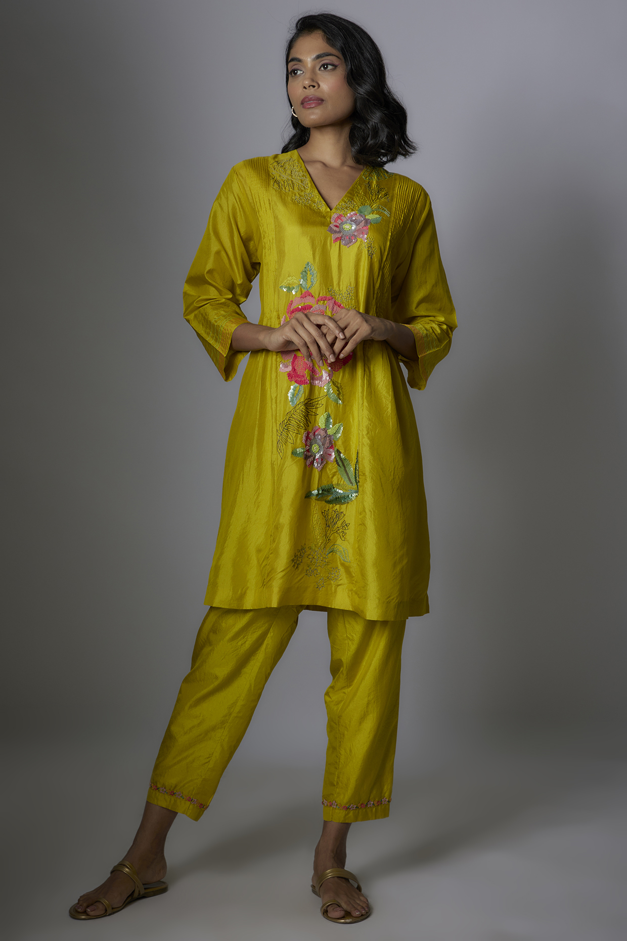 Green Pure Silk Hand Embroidered Kurta Set by Half Full Curve at Pernia's Pop Up Shop