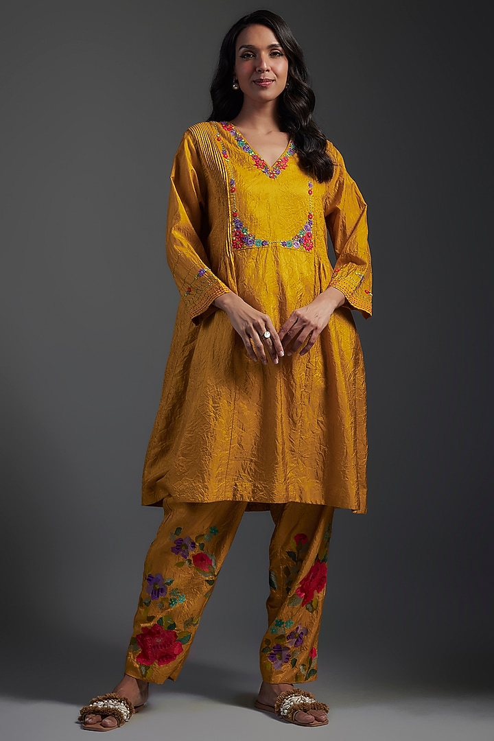 Yellow Pure Silk Hand Embroidered Kurta Set by Half Full Curve at Pernia's Pop Up Shop