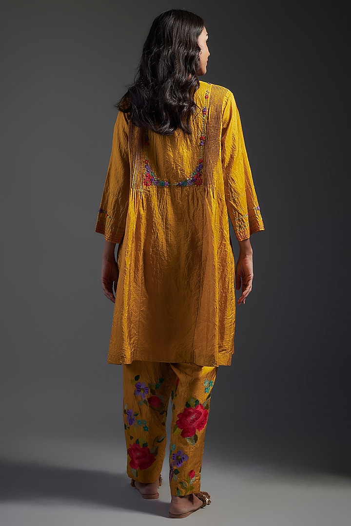 Yellow Pure Silk Hand Embroidered Kurta Set by Half Full Curve at Pernia's Pop Up Shop