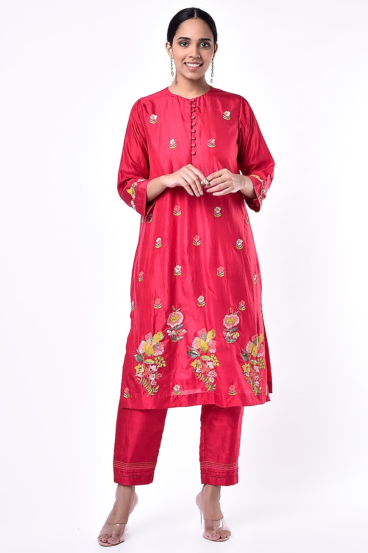 Cadmium Red Hand Embroidered Kurta Set by Half Full Curve
