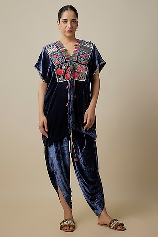 Blue Silk Velvet Hand Embroidered Kurta Set by Half Full Curve