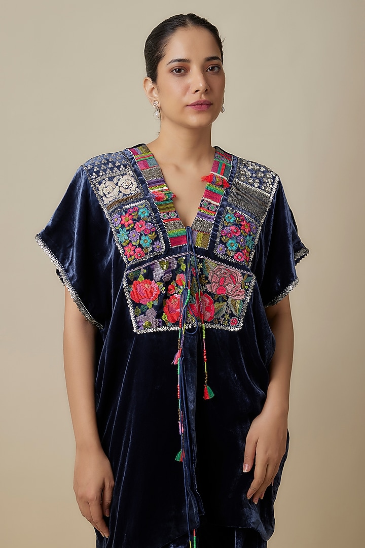 Blue Silk Velvet Hand Embroidered Kurta Set by Half Full Curve at Pernia's Pop Up Shop